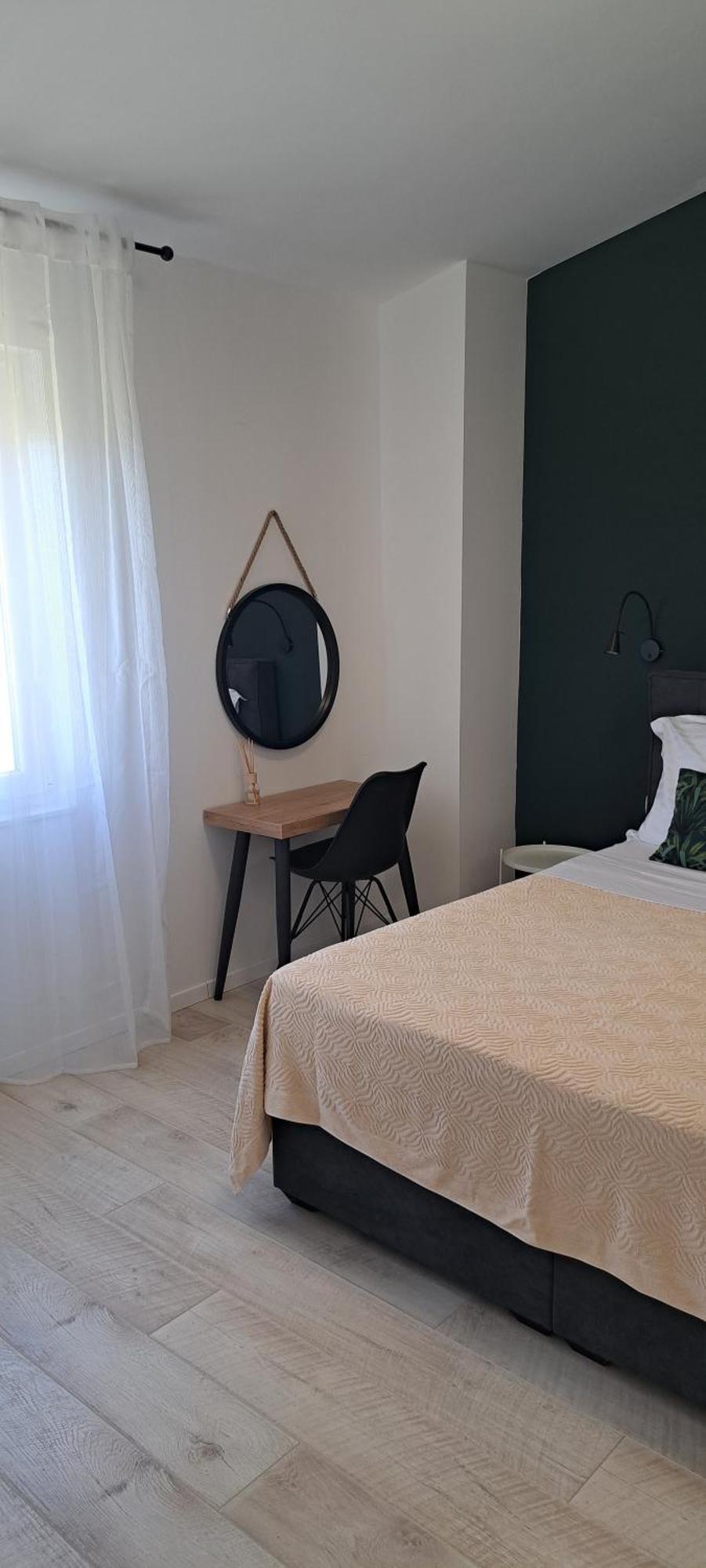 Apartmani Darko Rtina Esterno foto
